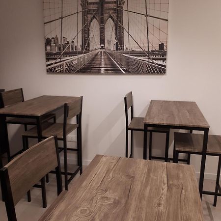 Soleluna Fiera 6 Rooms Болоня Екстериор снимка