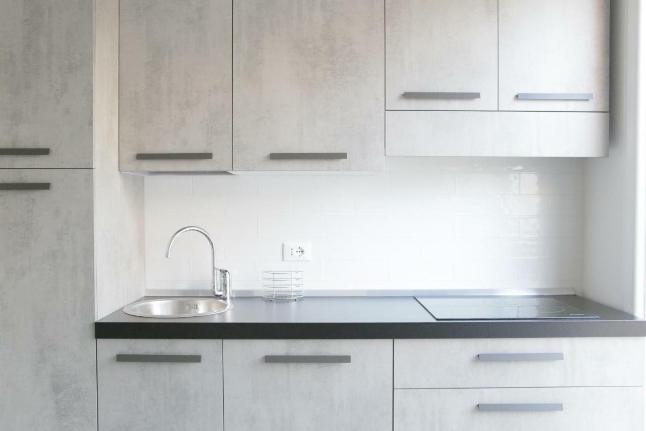Soleluna Fiera 6 Rooms Болоня Екстериор снимка