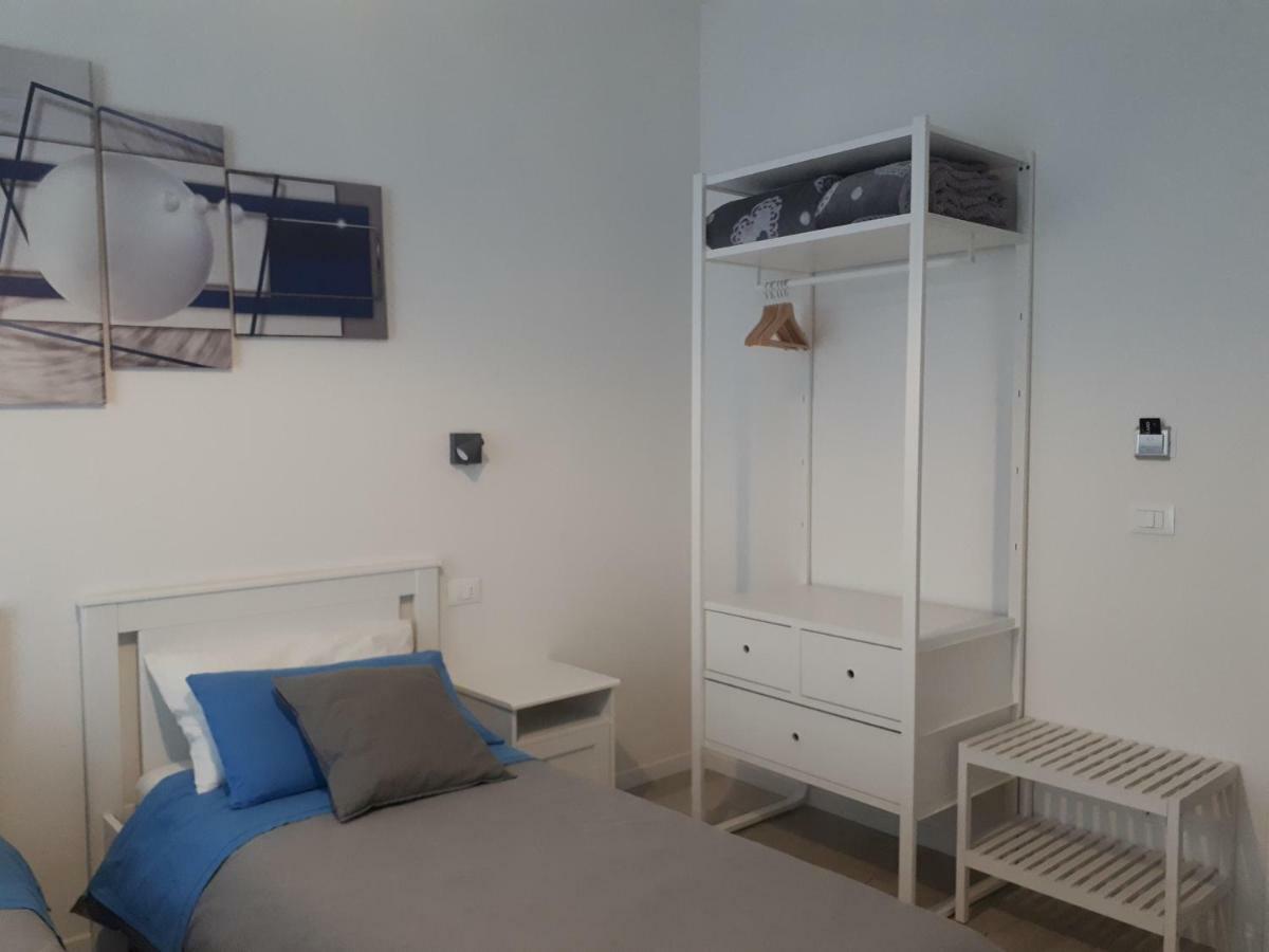 Soleluna Fiera 6 Rooms Болоня Екстериор снимка